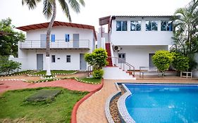 Sri Sai Holiday Inn